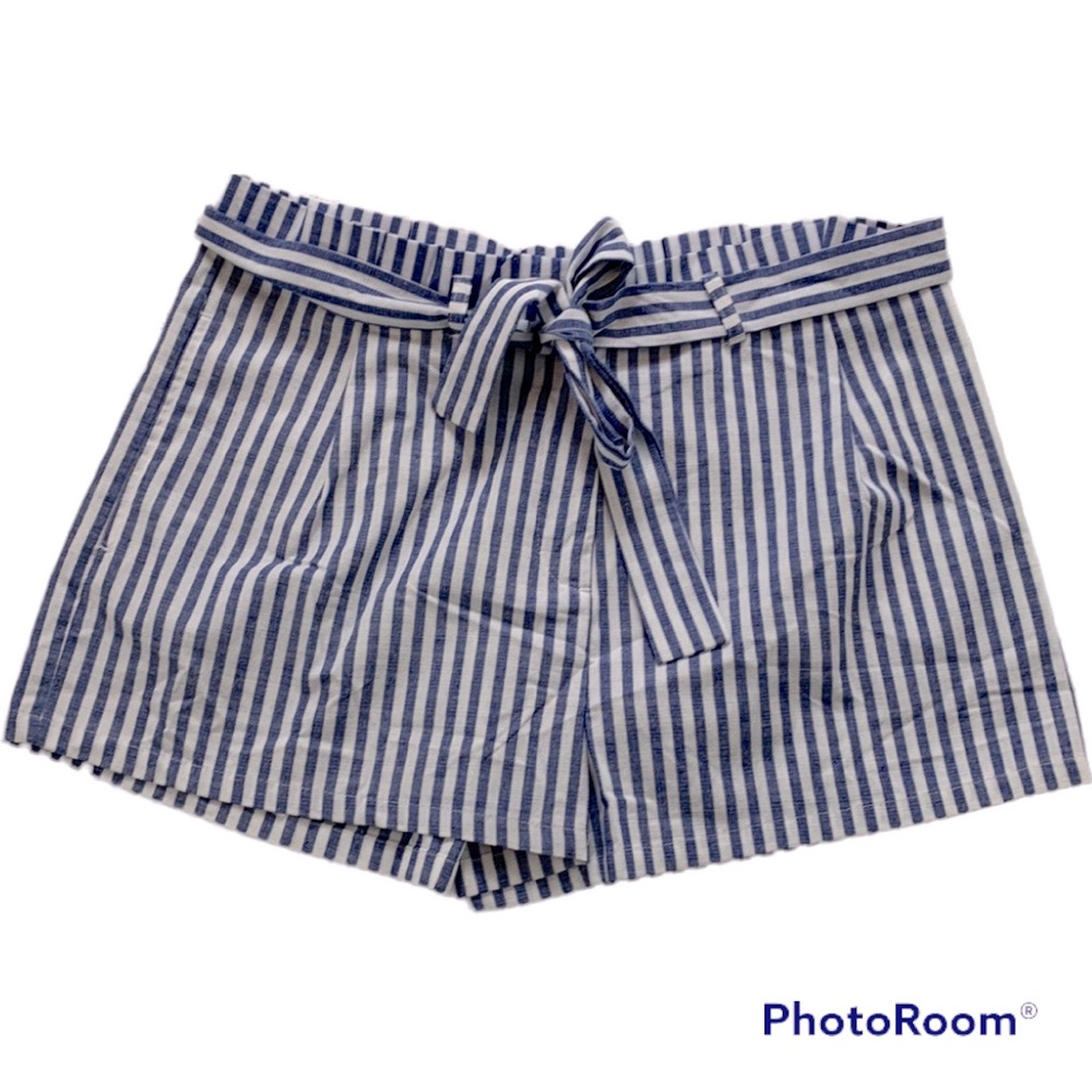 NWOT LOVE TREE Blue Striped Paperbag Shorts Tie Belt